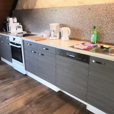 Gemuetliche Turmzimmer Im Rittergut Bei Dresden * Leppersdorf