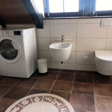Gemuetliche Turmzimmer Im Rittergut Bei Dresden * Leppersdorf