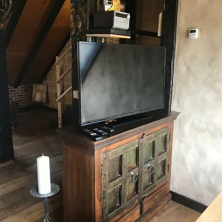 Gemuetliche Ferienwohnung Turmzimmer Im Rittergut Leppersdorf Bei Dresden *